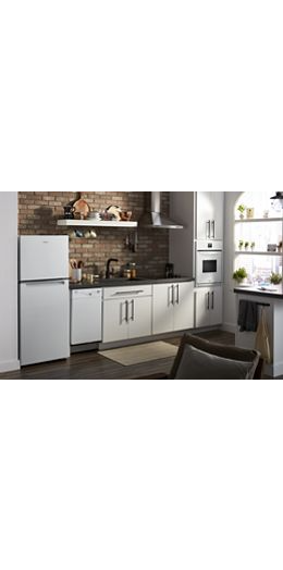 24-inch Wide Small Space Top-Freezer Refrigerator - 11.6 cu. ft