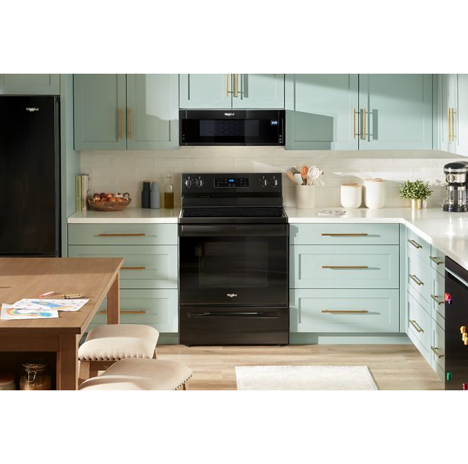 30-inch Electric Range with Steam Clean