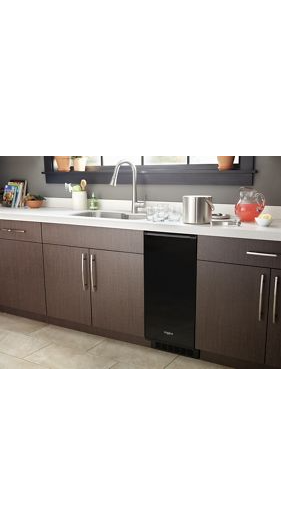 15-inch Icemaker with Clear Ice Technology