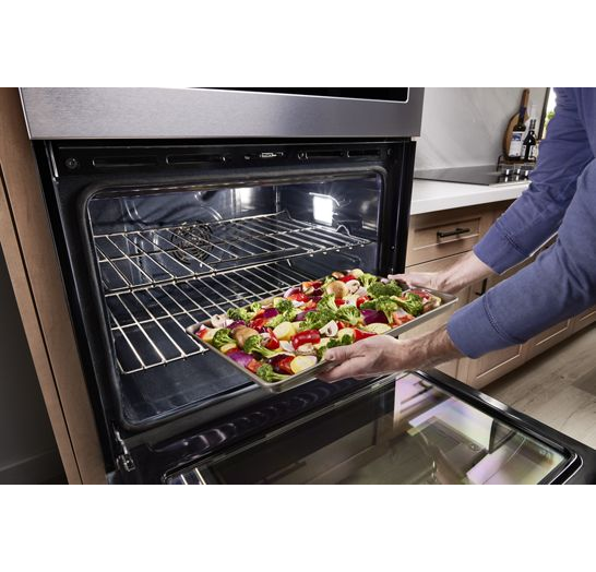 30-inch Single Wall Oven with Air Fry and Basket - 5.0 cu. ft.