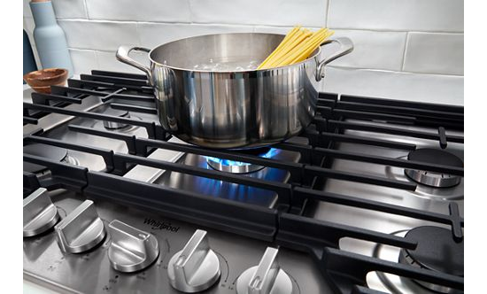 36-inch Gas Cooktop with Fifth Burner